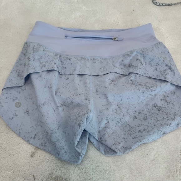 Lululemon Speed Up Mid-Rise Lined Short 4"
Gravel Dust Pastel Blue Multi 2 - Picture 5 of 8